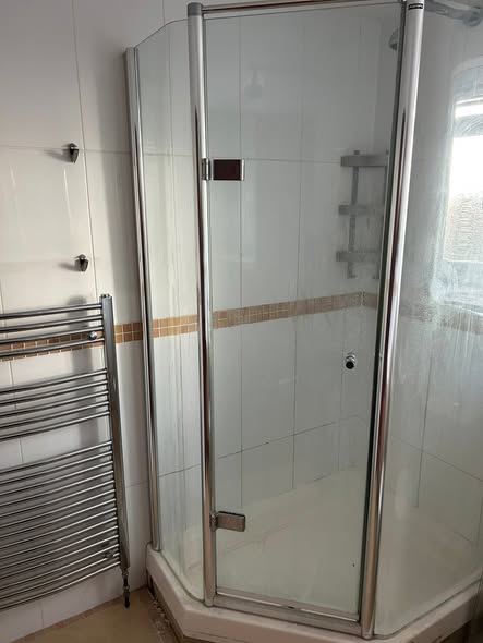 Modern bathroom install
